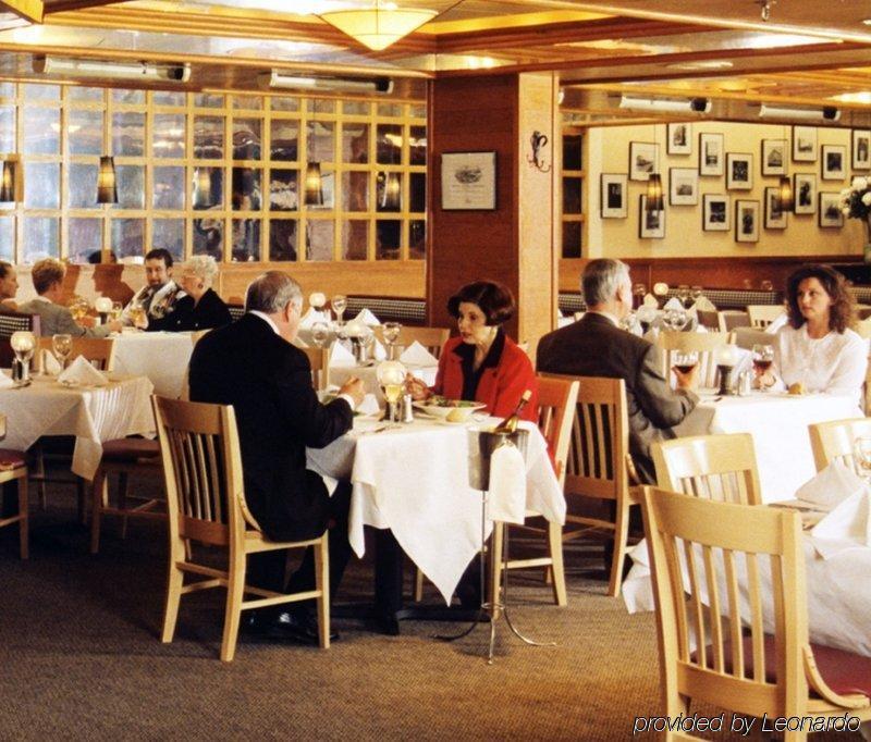 فندق تير هوتفي  هوليداي إن - تير هاوتي المطعم الصورة